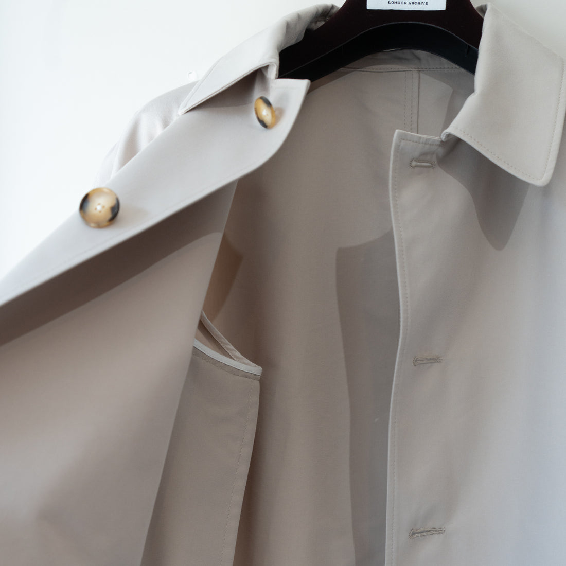 EIDUM/ LooseCoat/BE01S