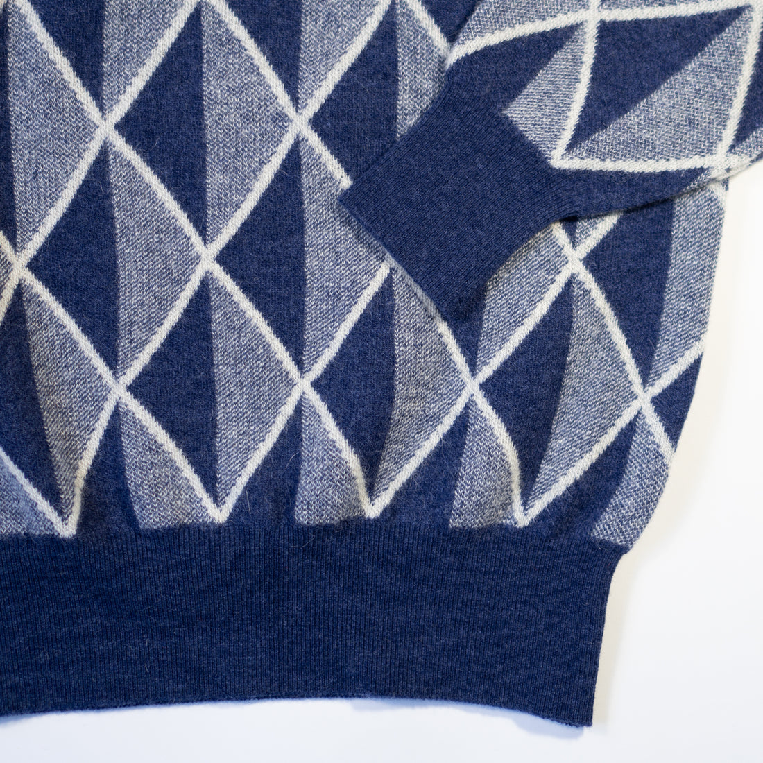 WEARLNESS/Gradation Argyle Knit/Blue