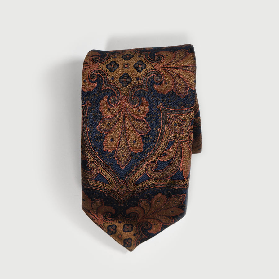 seven fold  tie