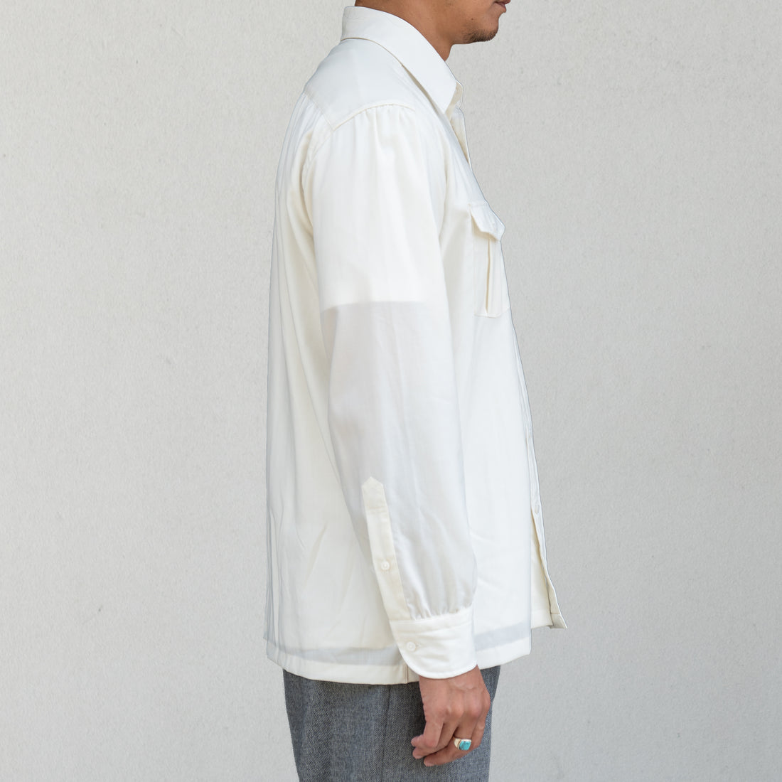 WEARLNESS/Double Pocket Wool Shirt/White