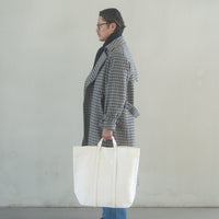 amiacalva wearlness canvas tote